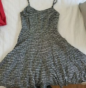 Black and White Old Navy Flouncy Sundress